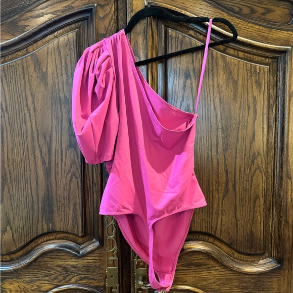 Free People Sounthin Bout You Bodysuit Top Bright Pink Medium NWOT - Picture 3 of 4